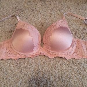 Pink lacy aerie bra